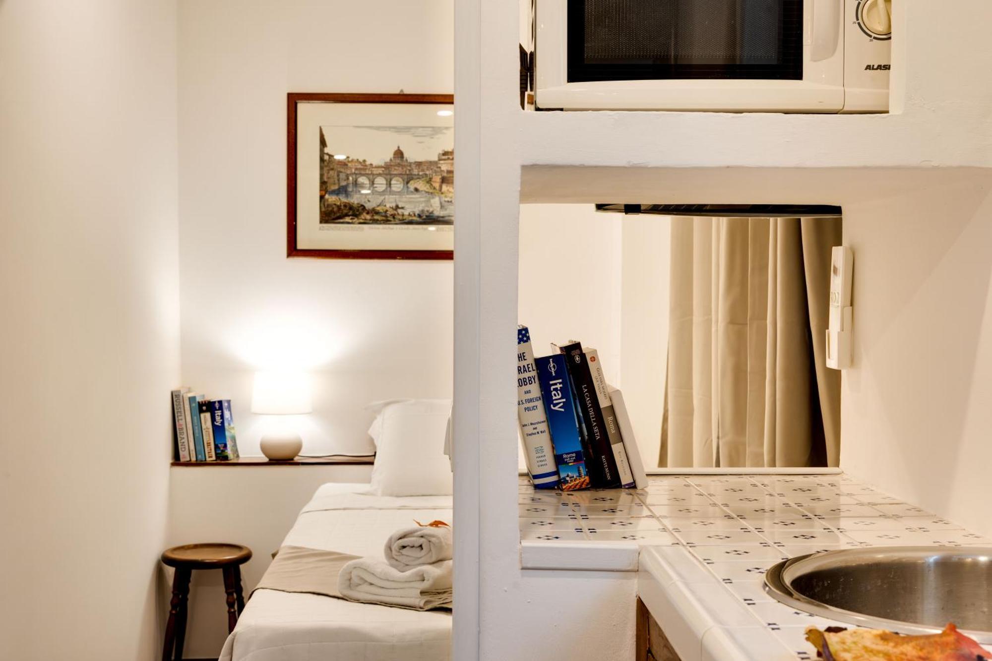 Clavdia Mini Flat Hotel Рим Екстериор снимка